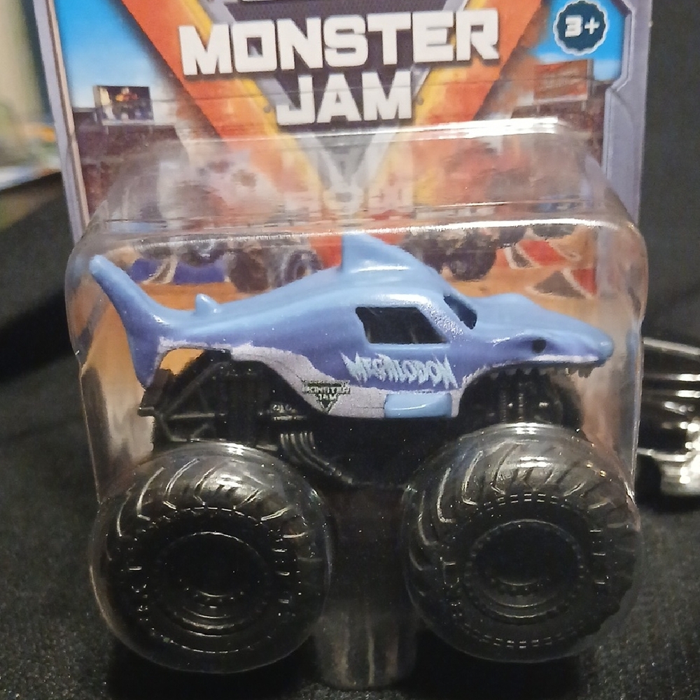 Megalodon 1/72 Monster Jam Truck